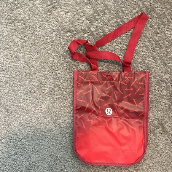 Lululemon reusable red bag - Picture 2 of 2